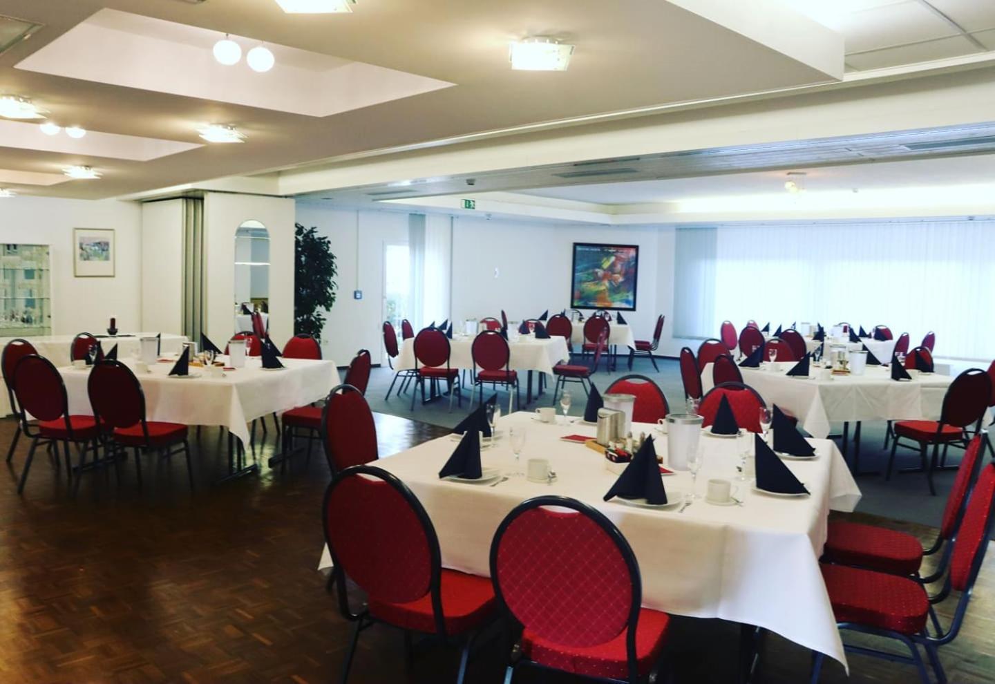 Parkhotel Obertshausen Kültér fotó