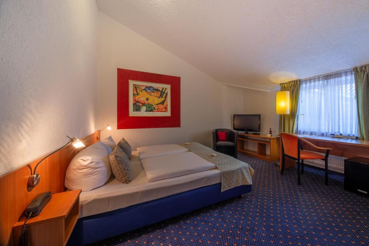 Parkhotel Obertshausen Kültér fotó